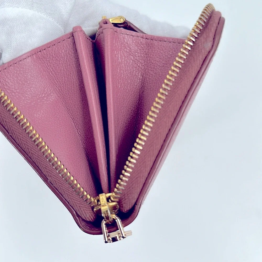 Authentic Prada Saffiano Vernice Leather Bow Zip Wallet-Pink - Picture 13 of 14